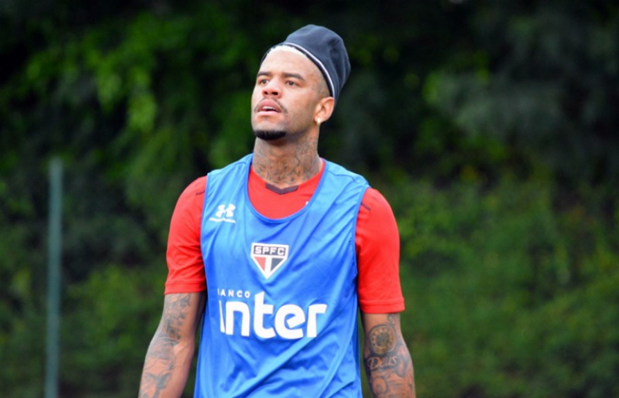 Júnior Tavares volta a ser relacionado