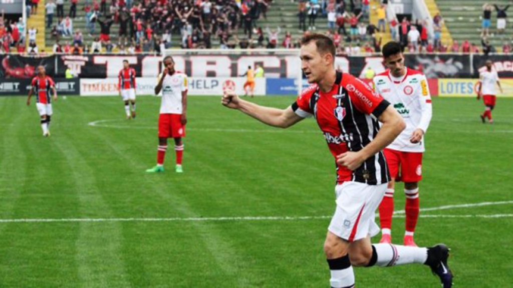 Joinville 2x0 Tombense