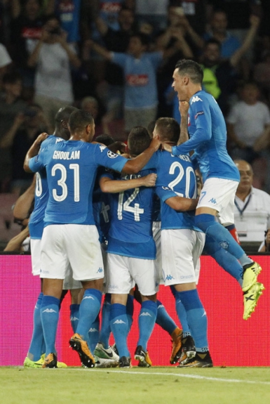 O Napoli aparece na segunda posi&ccedil;&atilde;o e bem atr&aacute;s, com 371,5 milh&otilde;es de euros (cerca de R$ 1,3 bilh&atilde;o)