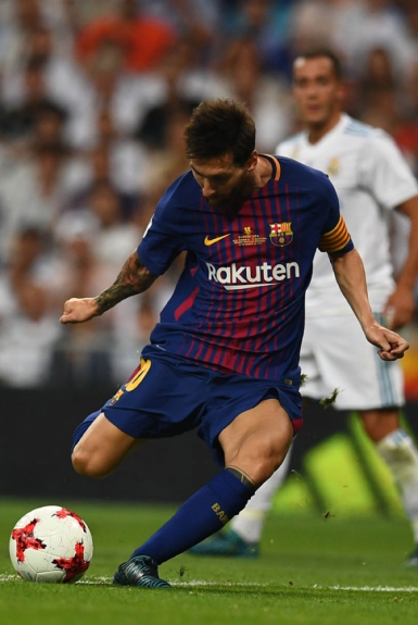 Logo depois aparece o Barcelona, agora sem Neymar, com um elenco de 692,5 milh&otilde;es de euros