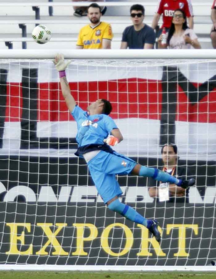 Martin Silva &eacute; atualmente um dos &iacute;dolos da torcida do Vasco. O goleiro da sele&ccedil;&atilde;o do Uruguai &eacute; titular na Colina
