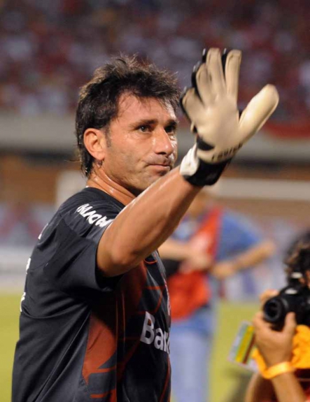 O argentino Pato Abbondanzieri, que brilhou no Boca Juniors, se despediu do futebol em grande estilo com a camisa do Inter, conquistando a Copa Libertadores de 2010