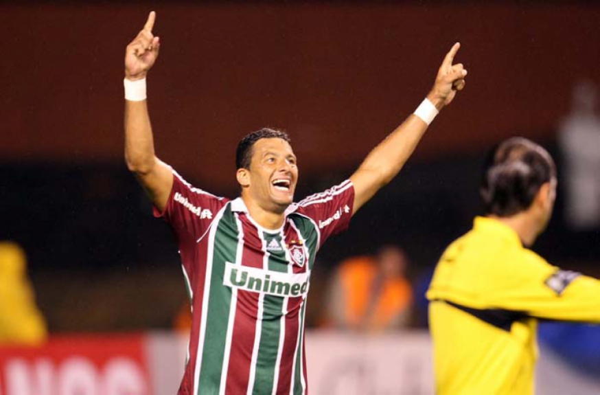 Washington (o Cora&ccedil;&atilde;o Valente) pelo Fluminense