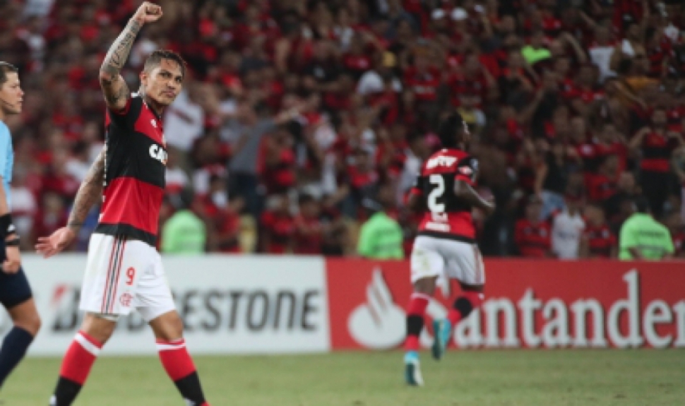 Guerrero fez o gol de n&uacute;mero 200 do Flamengo na Libertadores deste ano, em vit&oacute;ria sobre a Universidad Cat&oacute;lica
