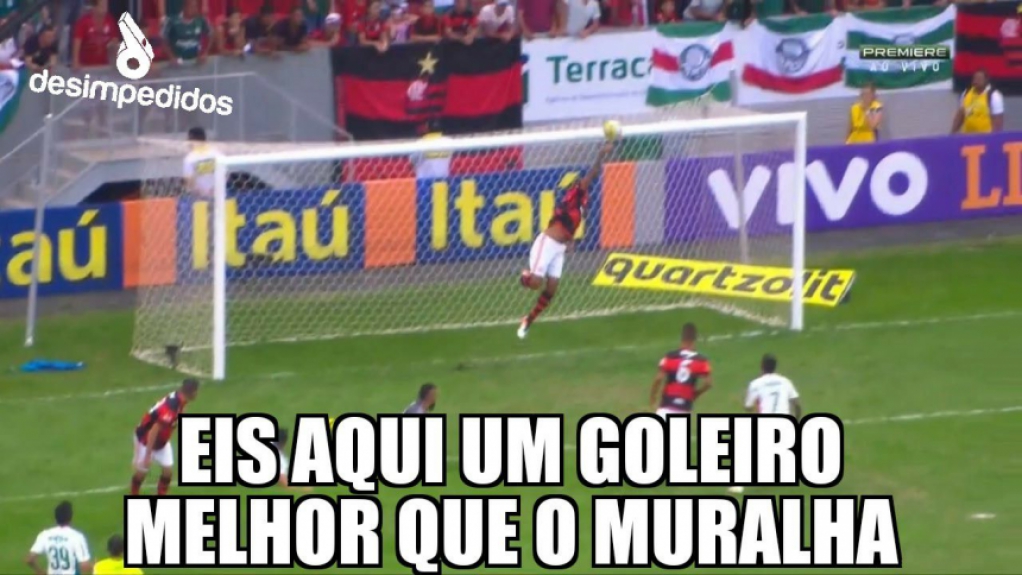 A internet não perdoou a atuação de Muralha diante do Paraná