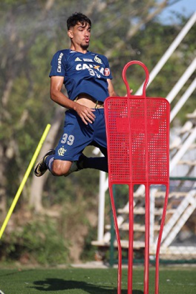 Paquet&aacute; vai comandar o ataque na aus&ecirc;ncia de Guerrero