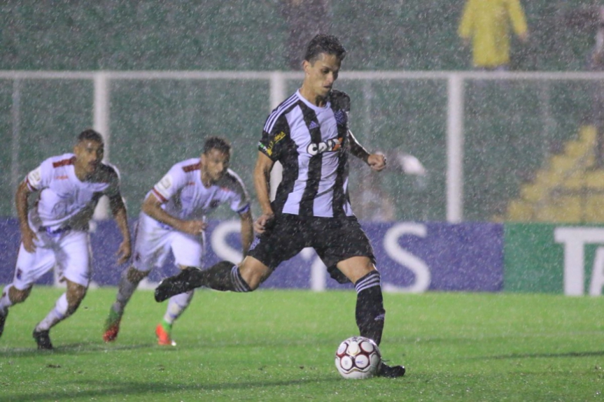 Figueirense x Paran&aacute;