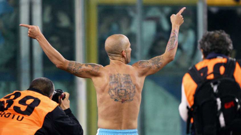 Di Canio sendo expulso