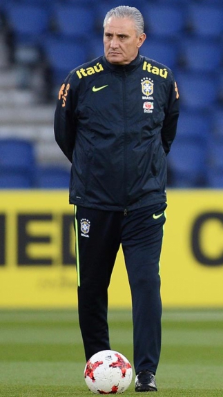 Tite - Treino Seleção Brasileira