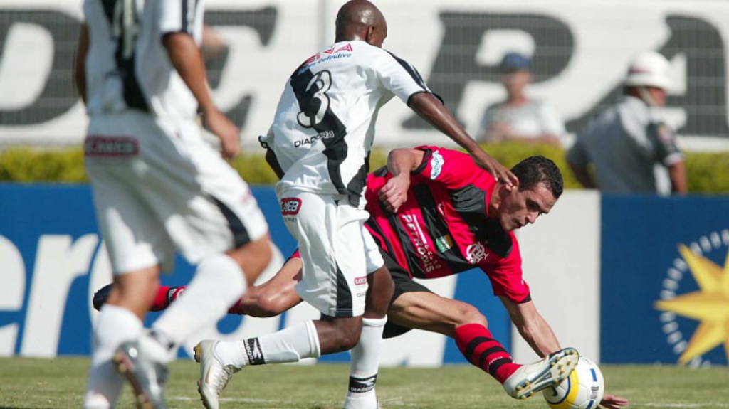 Ponte Preta 3x0 Flamengo - 12/11/2006