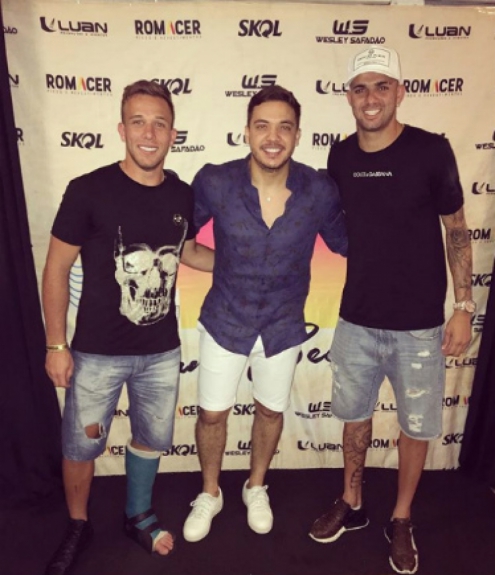 Arthur e Luan conheceram Wesley Safad&atilde;o