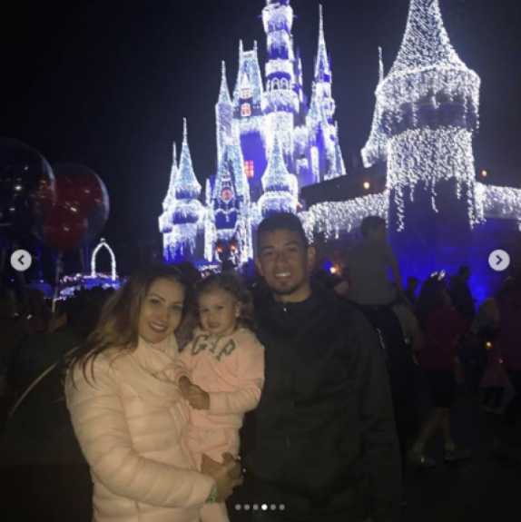 Antes de voltar para o Corinthians, Lucca se divertiu na Disney com a fam&iacute;lia
