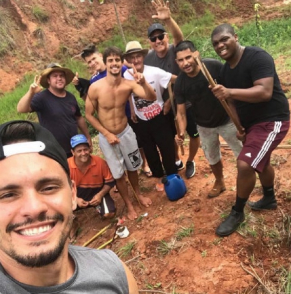 Rodrigo Caio, do S&atilde;o Paulo, relembrou os tempos de crian&ccedil;a no s&iacute;tio da fam&iacute;lia