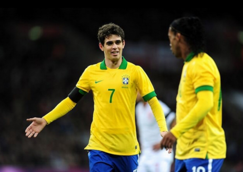 Homenagem de Oscar a Ronaldinho Ga&uacute;cho