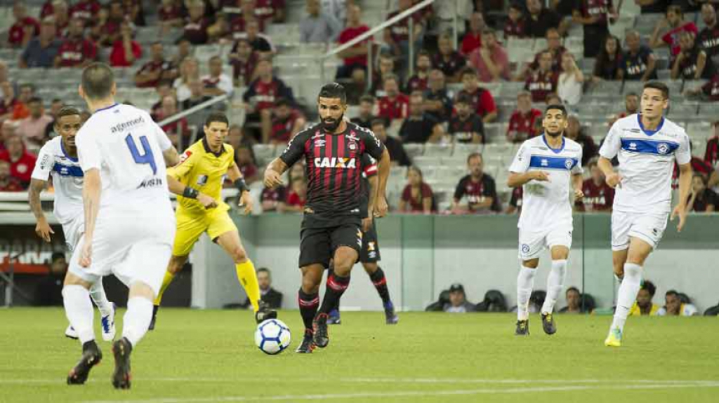 Atl&eacute;tico-PR x Tubar&atilde;o