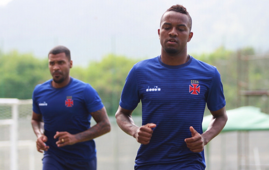 Kelvin e Breno se recuperam de les&atilde;o no Vasco