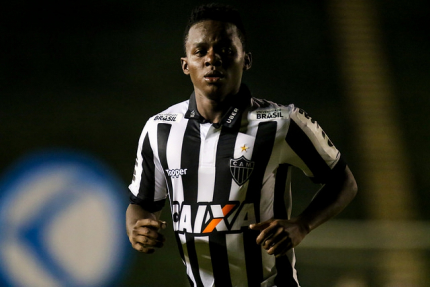 Cazares  - Atl&eacute;tico-MG
