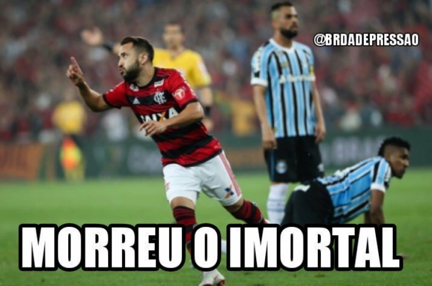 Os melhores memes da vit&oacute;ria do Flamengo diante do Gr&ecirc;mio