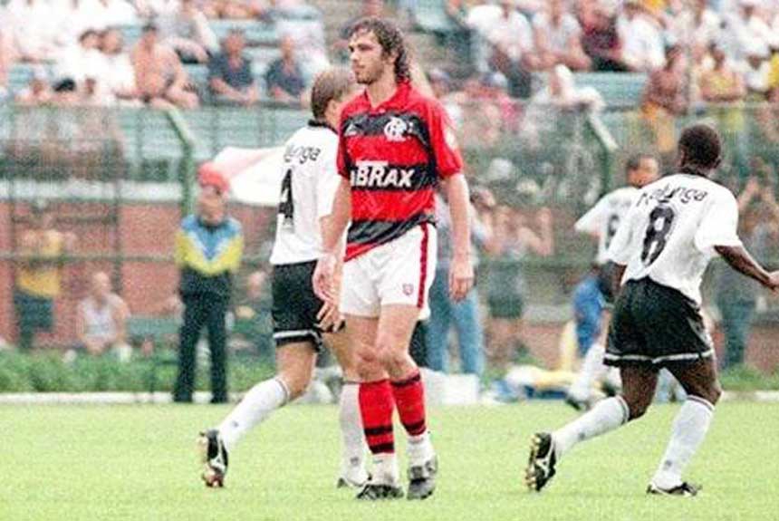 Casagrande sendo ovacionado em seu recontro com a torcida do Corinthians no jogo do dia 03/10/1993, entre Corinthians e Flamengo-RJ. Vitória alvinegra por 1 a 0.