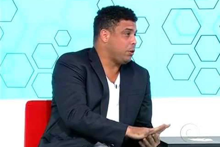 Ronaldo no programa Bem Amigos falando que torcida do Corinthians é maior