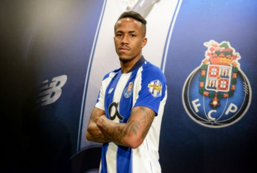 &Eacute;der Milit&atilde;o - Porto