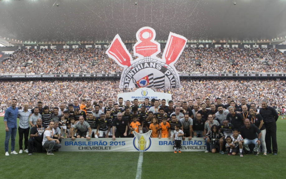 Corinthians 6 x 1 São Paulo - Campeonato Brasileiro de 2015: 44.976 pagantes.