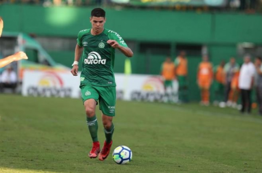 Vin&iacute;cius Freitas - Chape