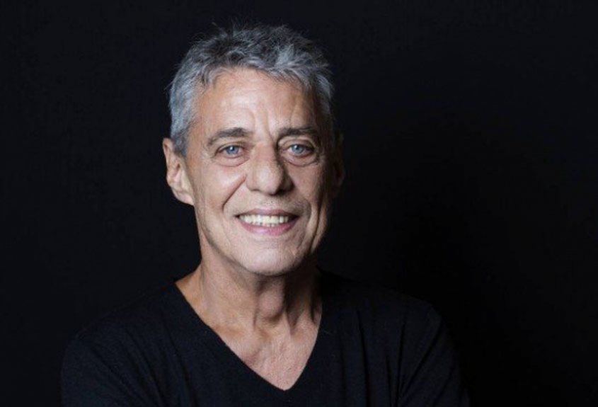 Cantor Chico Buarque