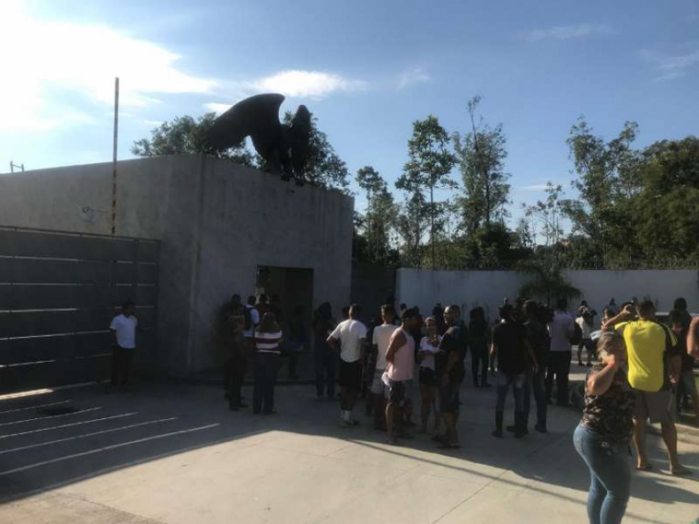 Inc&ecirc;ndio no Ninho