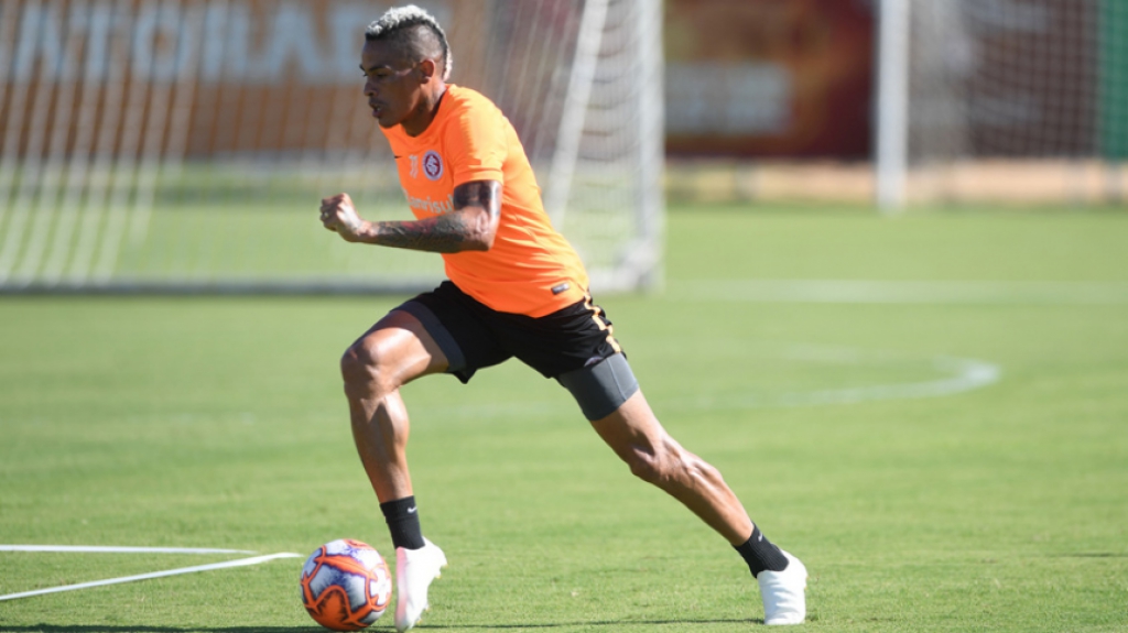 Jonatan &Aacute;lvez - Internacional
