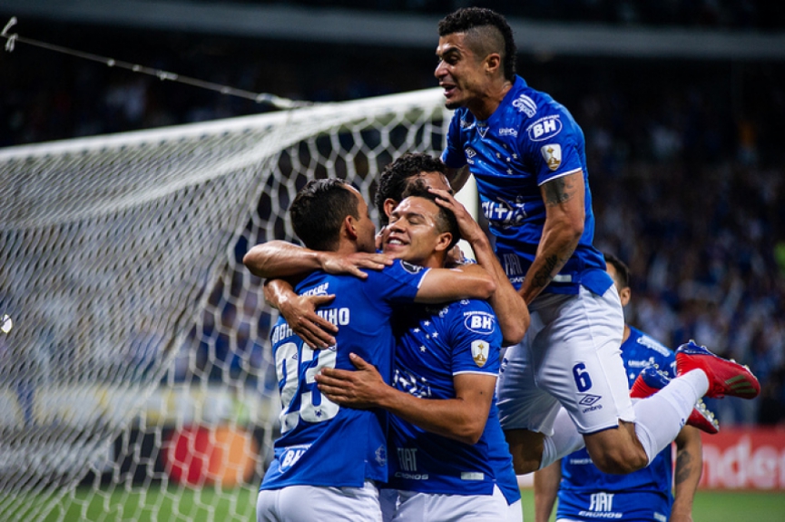 Mano pode colocar uma equipe alternativa, mesclando titulares e reservas diante do Am&eacute;rica-MG, pensando na Libertadores