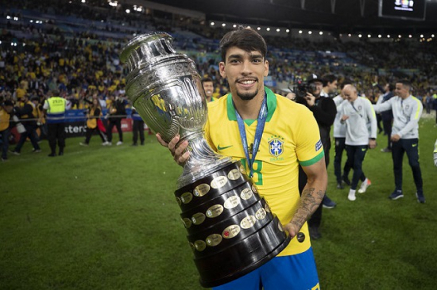 Lucas Paquet&aacute; - Sele&ccedil;&atilde;o Brasileira