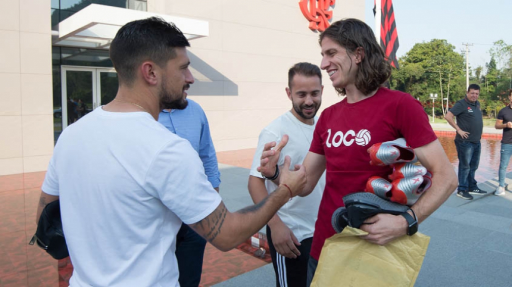 Filipe Lu&iacute;s faz avalia&ccedil;&atilde;o no CT do Flamengo