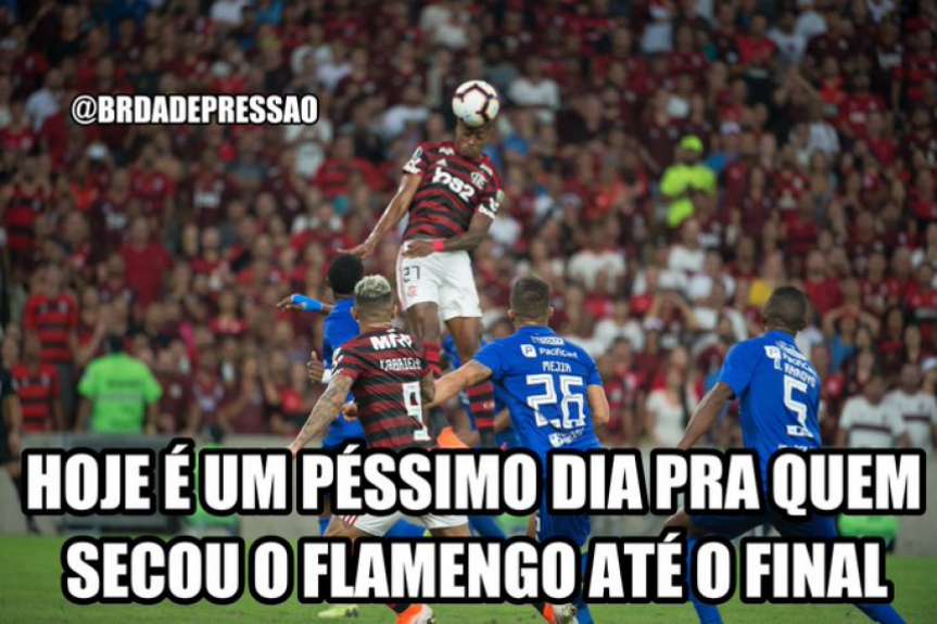 Euforia rubro-negra: os memes da classificação sobre o Emelec