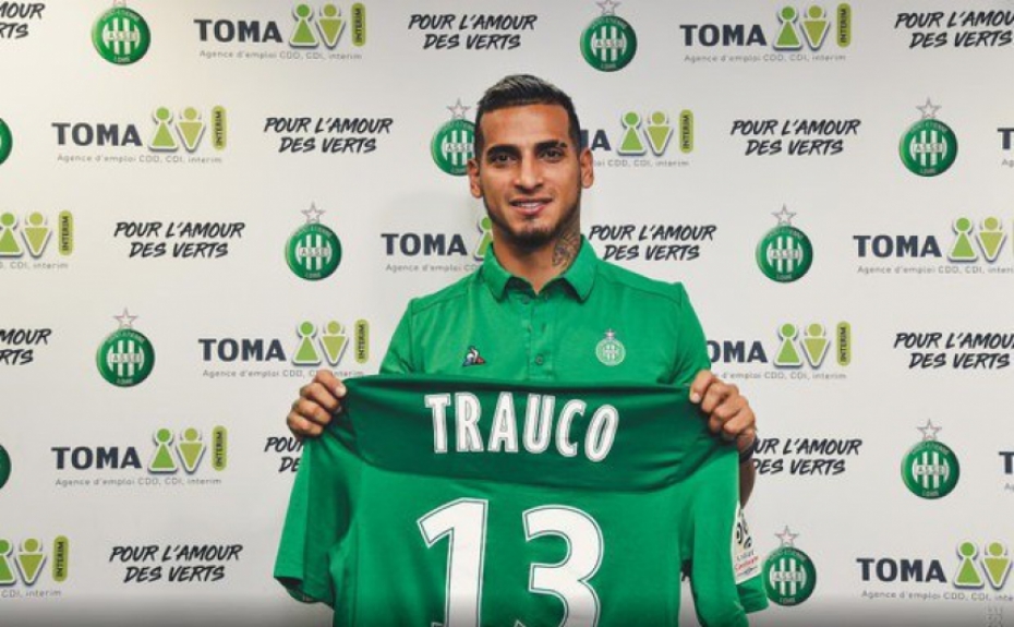Trauco apresentado no Saint-Étienne