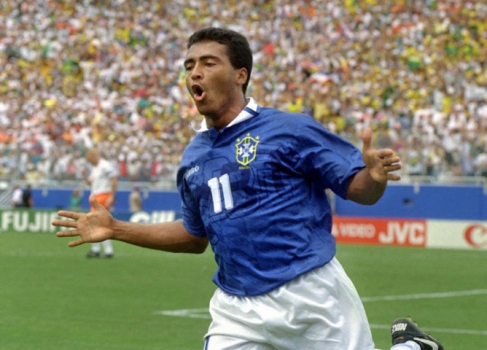 Romário celebra seu gol diante da Holanda, na Copa de 1994