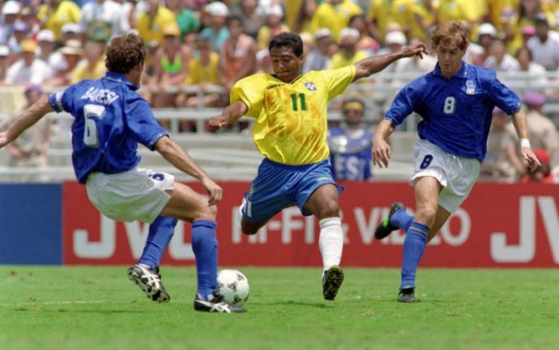 O Brasil, de Romário, disputou a final da Copa contra a Itália, de Baresi