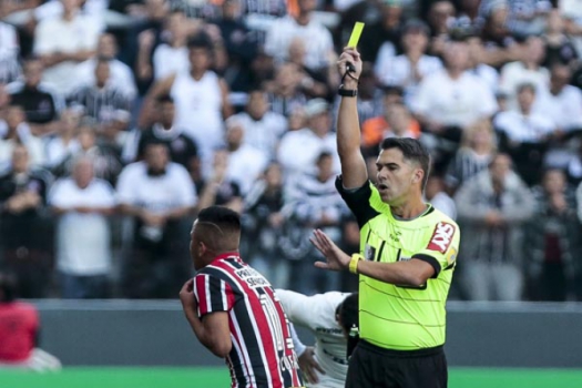 Cueva - Corinthians x São Paulo