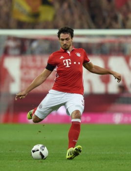 O zagueiro Hummels foi comprado pelo Bayern de Munique por R$ 136,8 milhões