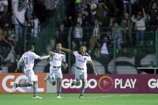 Figueirense x Botafogo