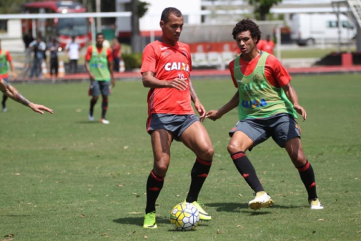 Treino Flamengo - Alan Patrick e Willian Arão
