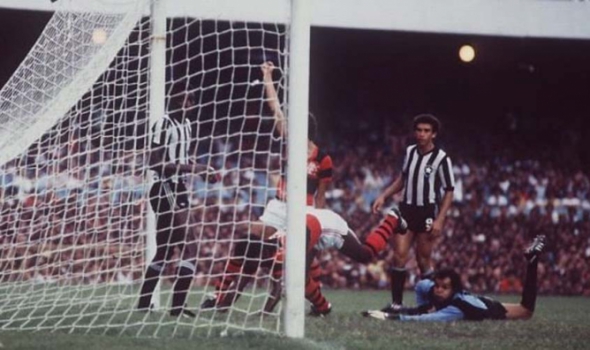 Flamengo 6x0 Botafogo - 8/11/1981