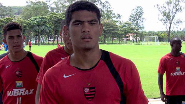 Rômulo - volante do Flamengo em 2005
