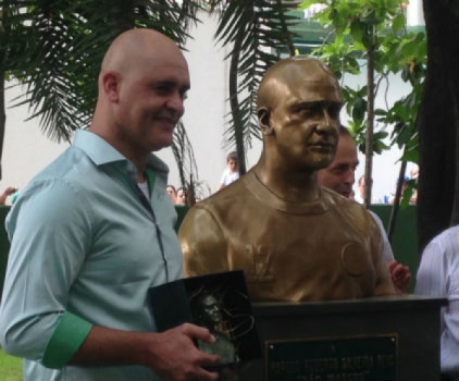 Marcos - busto na sede social do Palmeiras