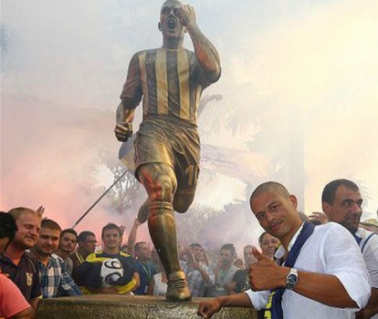 Alex - Estátua na Turquia