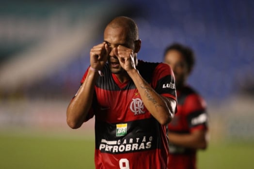 Souza fazendo chororo pelo Flamengo