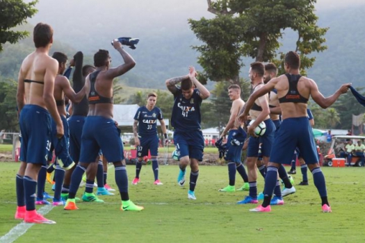 Brincadeiras em treino do Flamengo