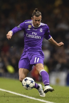 O Real Madrid pagou 100 milhões de euros (cerca de R$ 371 milhões) para tirar o galês Gareth Bale do Tottenham em 2013
