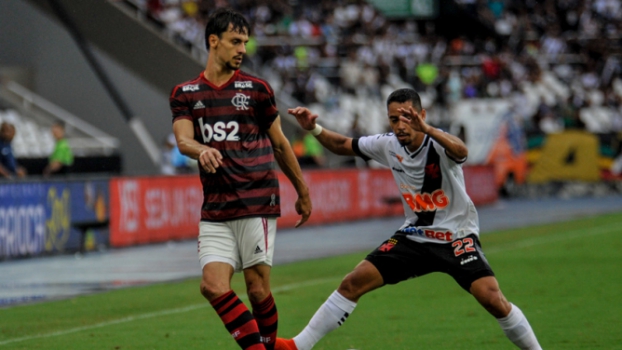 Vasco x Flamengo Rodrigo Caio