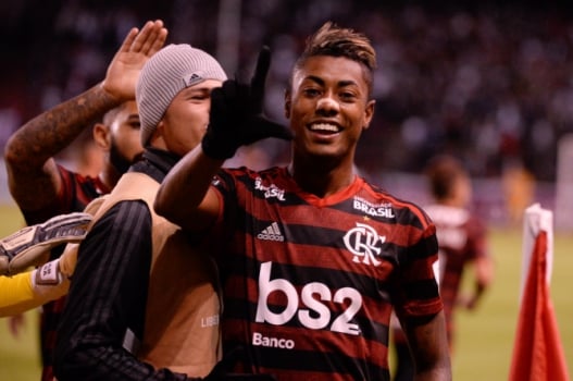 LDU x Flamengo Bruno Henrique
